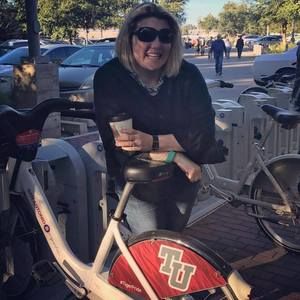 Meet your Posher, Marilea